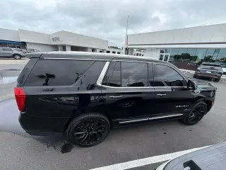 GMC Yukon 2021 4x4 Denali 4p SUV