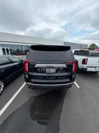 GMC Yukon 2021 4x4 Denali 4p SUV