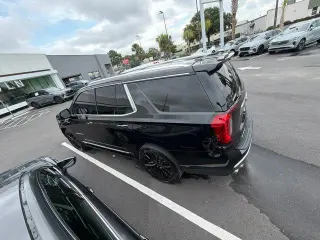 GMC Yukon 2021 4x4 Denali 4p SUV