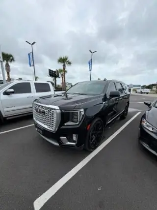 GMC Yukon 2021 4x4 Denali 4p SUV