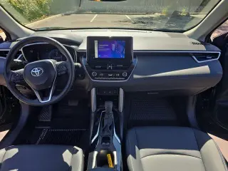 Toyota Corolla Cross 2024 4x4 XLE 4p Crossover