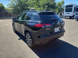 Toyota Corolla Cross 2024 4x4 XLE 4p Crossover