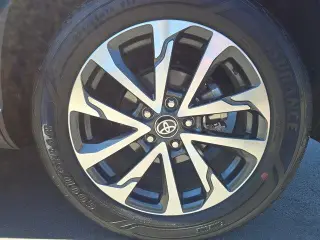 Toyota Corolla Cross 2024 4x4 XLE 4p Crossover