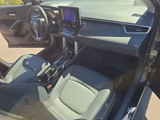 Toyota Corolla Cross 2024 4x4 XLE 4p Crossover