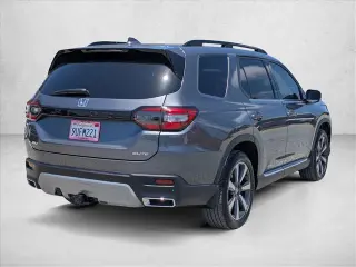 Honda Pilot 2025 AWD Elite 4p SUV