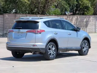 Toyota RAV4 2016 LE 4p SUV