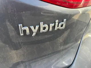 Hyundai IONIQ Hybrid 2018 SEL 4p Hatchback