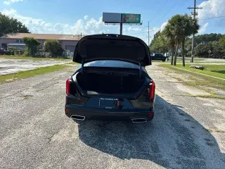 Cadillac CT4 2025 Lujo 4p Sedan