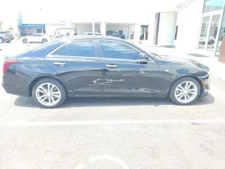 Cadillac CT4 2025 Lujo 4p Sedan