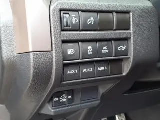 Toyota Tacoma 2024 4x4 TRD Sport 4p Puerta Doble 5.0 ft SB 8V