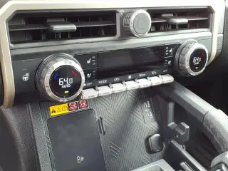 Toyota Tacoma 2024 4x4 TRD Sport 4p Puerta Doble 5.0 ft SB 8V