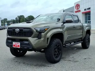 Toyota Tacoma 2024 4x4 TRD Sport 4p Puerta Doble 5.0 ft SB 8V