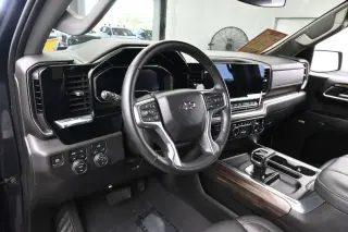 Chevrolet Silverado 1500 2024 4x4 RST 4p. Cabina Completa 5.8 ft. SB