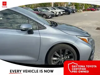 Toyota Corolla Hybrid 2025 SE 4p Sedan