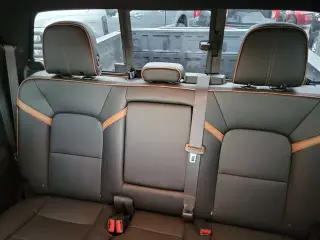 GMC Canyon 2023 4x4 AT4 4p. Cabina Completa 5 ft. Llanta Corta