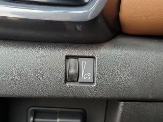 GMC Canyon 2023 4x4 AT4 4p. Cabina Completa 5 ft. Llanta Corta