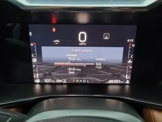 GMC Canyon 2023 4x4 AT4 4p. Cabina Completa 5 ft. Llanta Corta