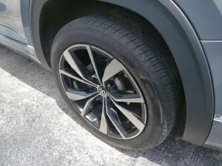 Volkswagen Atlas 2025 AWD SEL Premium R-Line 4Motion 4p SUV