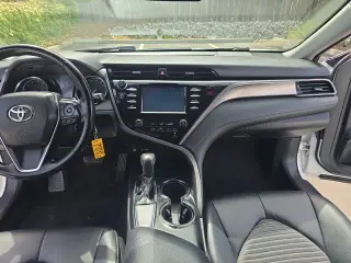 Toyota Camry 2019 SE 4p Sedan