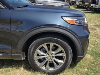 Ford Explorer 2023 XLT 4dr SUV