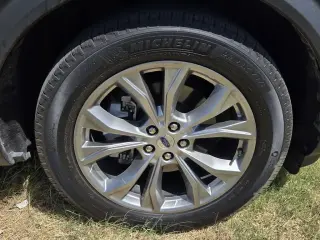 Ford Explorer 2023 XLT 4dr SUV