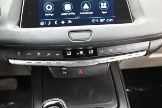 Cadillac XT4 2023 Lujo 4p Crossover
