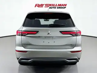 Mitsubishi Outlander 2025 SE 4p SUV