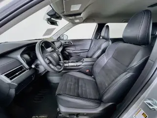 Mitsubishi Outlander 2025 SE 4p SUV