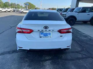 Toyota Camry 2020 SE 4p Sedan