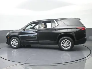 Chevrolet Traverse 2022 LS 4p SUV con 1LS