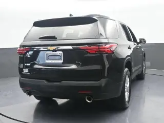 Chevrolet Traverse 2022 LS 4p SUV con 1LS