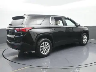 Chevrolet Traverse 2022 LS 4p SUV con 1LS