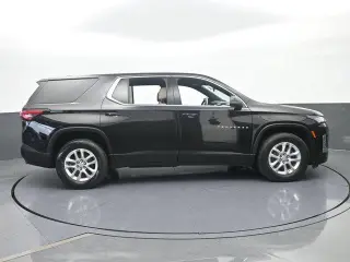 Chevrolet Traverse 2022 LS 4p SUV con 1LS