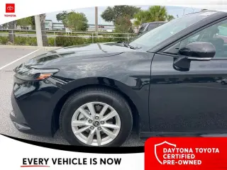 Toyota Camry 2025 LE 4p Sedan