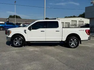 Ford F-150 2023 4x4 Platinum 4p SuperCab 5.5 ft. SB