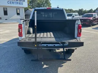 Ford F-150 2023 4x4 Platinum 4p SuperCab 5.5 ft. SB