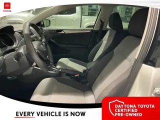 Volkswagen Jetta 2018 1.4T S 4p Sedán 6A