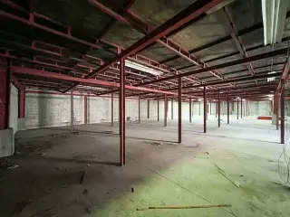 Arriendo Nave de 1.600 m2