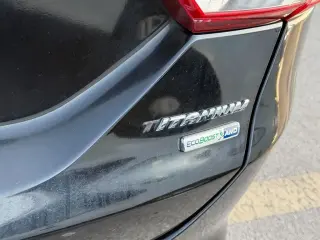 Ford Fusion 2017 AWD Titanium 4p Sedan