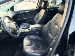 Ford Fusion 2017 AWD Titanium 4p Sedan