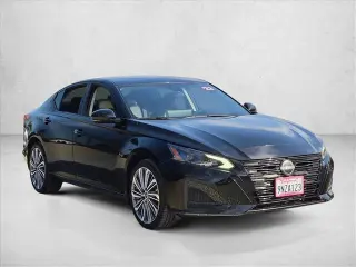 Nissan Altima 2023 AWD 2.5 SL 4dr Sedan