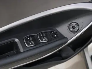 Hyundai SANTA FE Sport 2015 tracción en todas las ruedas 2.4L SUV 4p