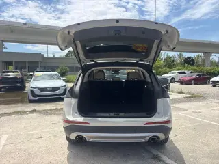 Lincoln Corsair 2022 Estándar SUV 4p