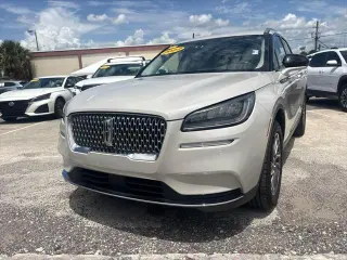 Lincoln Corsair 2022 Estándar SUV 4p