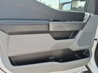 Ford F-250 Super Duty 2023 4x4 King Ranch 4p. Cabina Extendida 6.8 ft. Caja Corta Pickup
