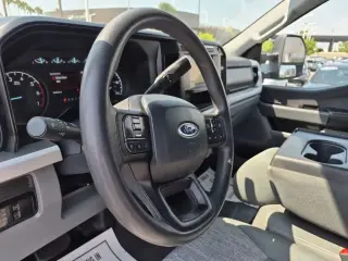 Ford F-250 Super Duty 2023 4x4 King Ranch 4p. Cabina Extendida 6.8 ft. Caja Corta Pickup