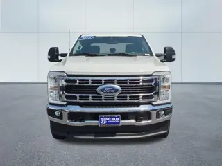 Ford F-250 Super Duty 2023 4x4 King Ranch 4p. Cabina Extendida 6.8 ft. Caja Corta Pickup