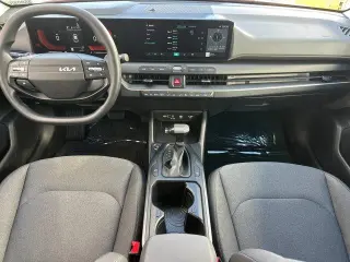 Kia K4 2025 LXS 4p Sedan