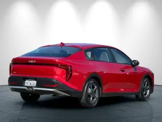 Kia K4 2025 LXS 4p Sedan