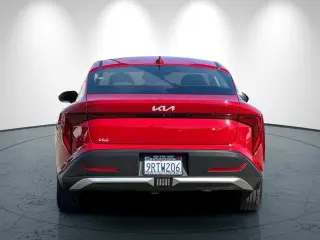 Kia K4 2025 LXS 4p Sedan